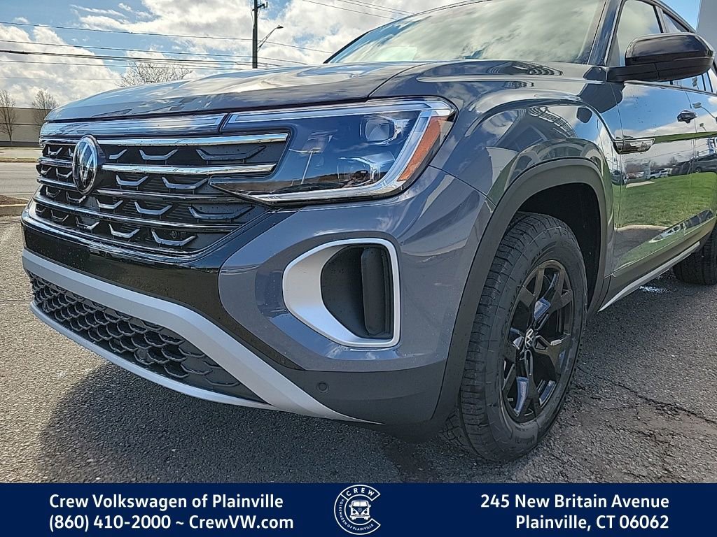 New 2026 Volkswagen Atlas Peak Edition image 24