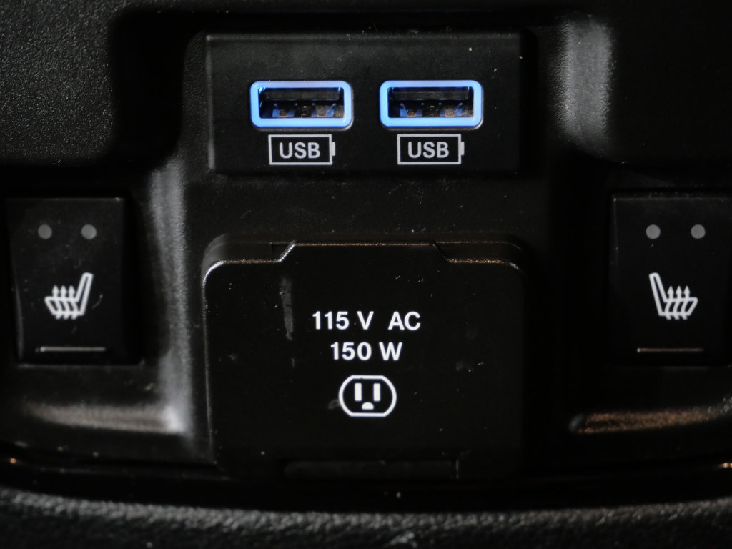 Used 2022 Dodge Durango R/T w/ Blacktop Package AWD/4WD image 27