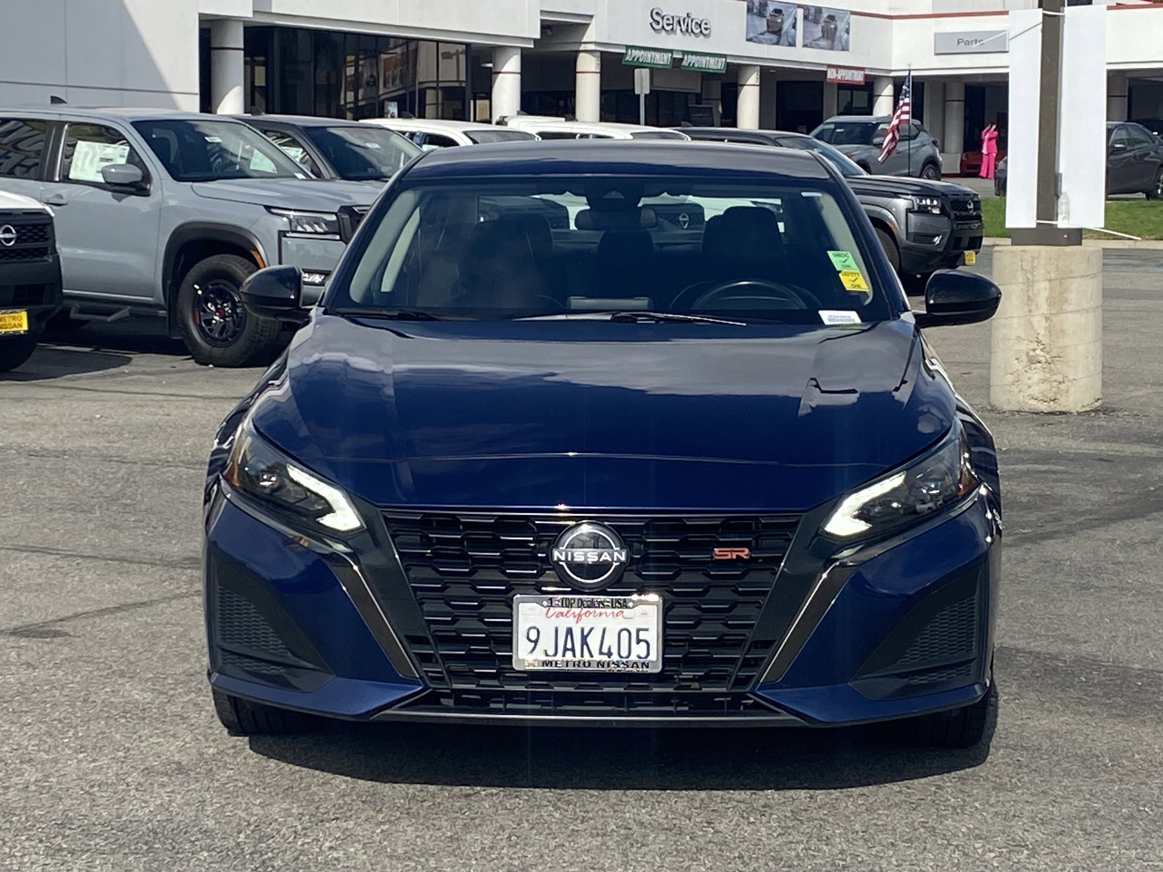 Used 2024 Nissan Altima 2.5 SR image 8