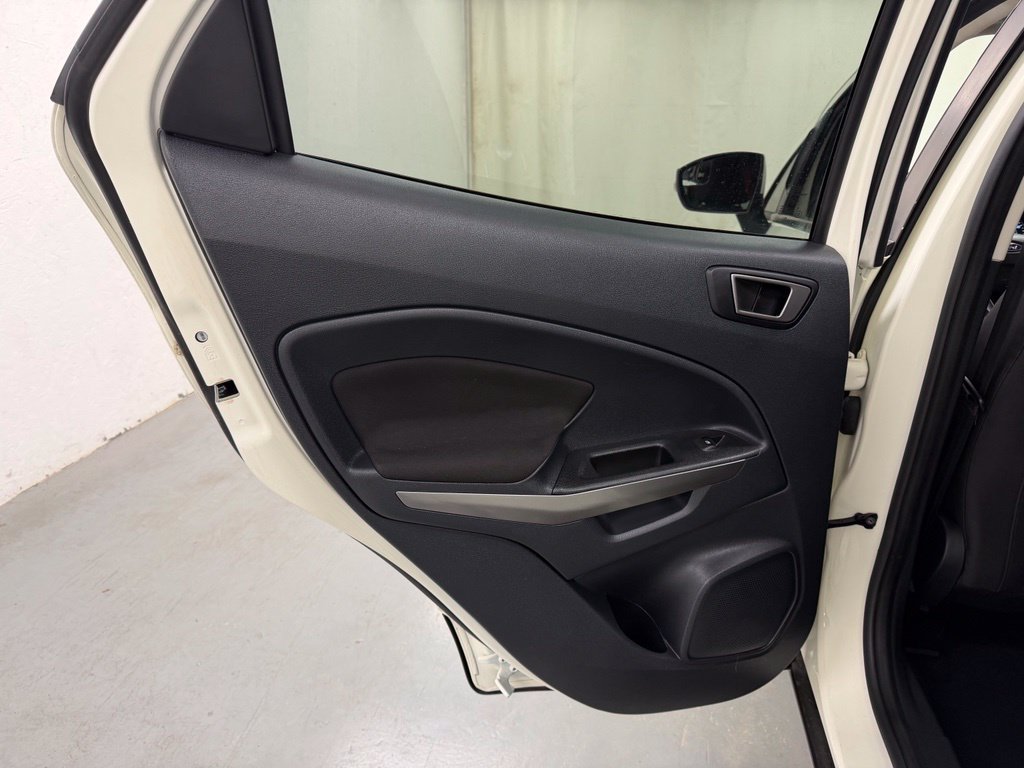 Used 2020 Ford EcoSport SE FWD image 16