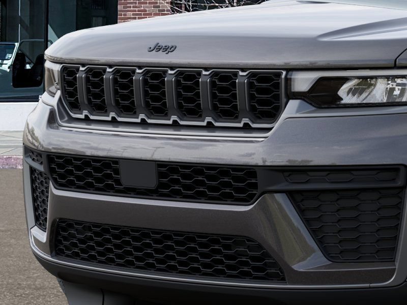 New 2026 Jeep Grand Cherokee Altitude RWD image 11