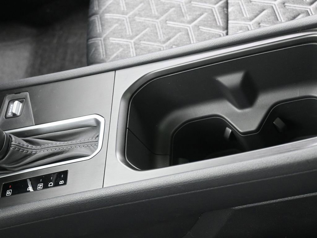 New 2026 Nissan Kicks SV w/ SV Premium Package AWD/4WD image 20