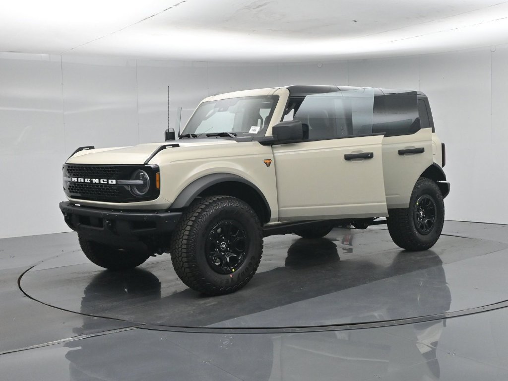 New 2026 Ford Bronco Badlands w/ Wildtrak Package AWD/4WD image 30