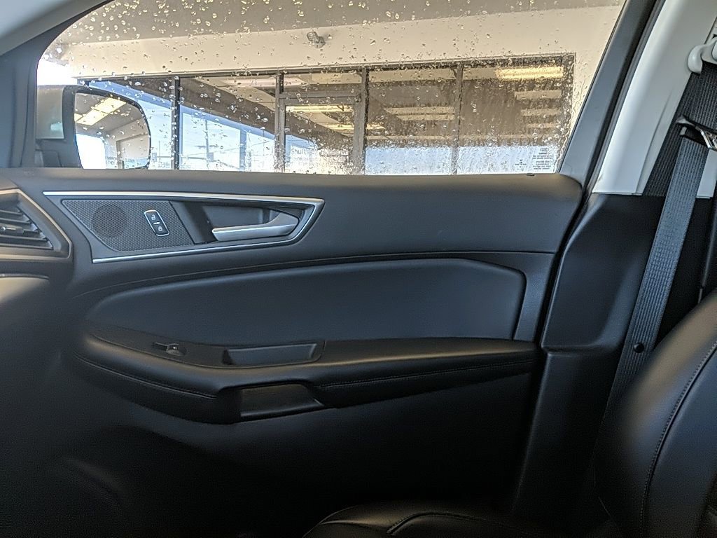 Used 2022 Ford Edge SEL image 22