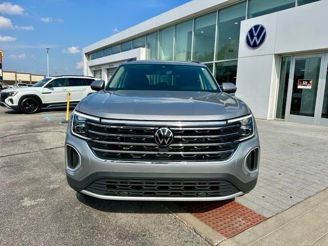 Certified 2026 Volkswagen Atlas SE AWD/4WD image 2