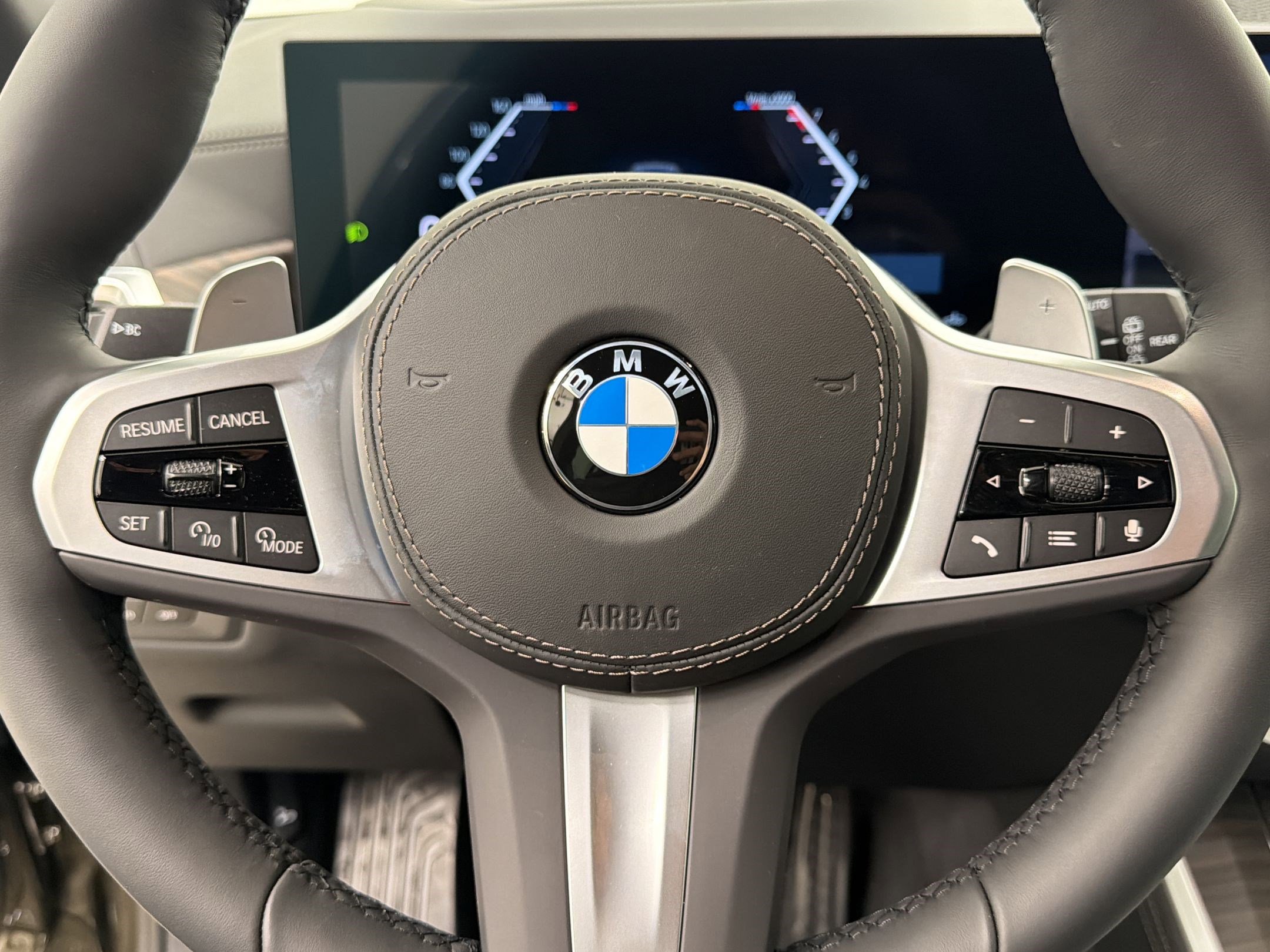 New 2026 BMW X5 xDrive40i w/ M Sport Package AWD/4WD image 17