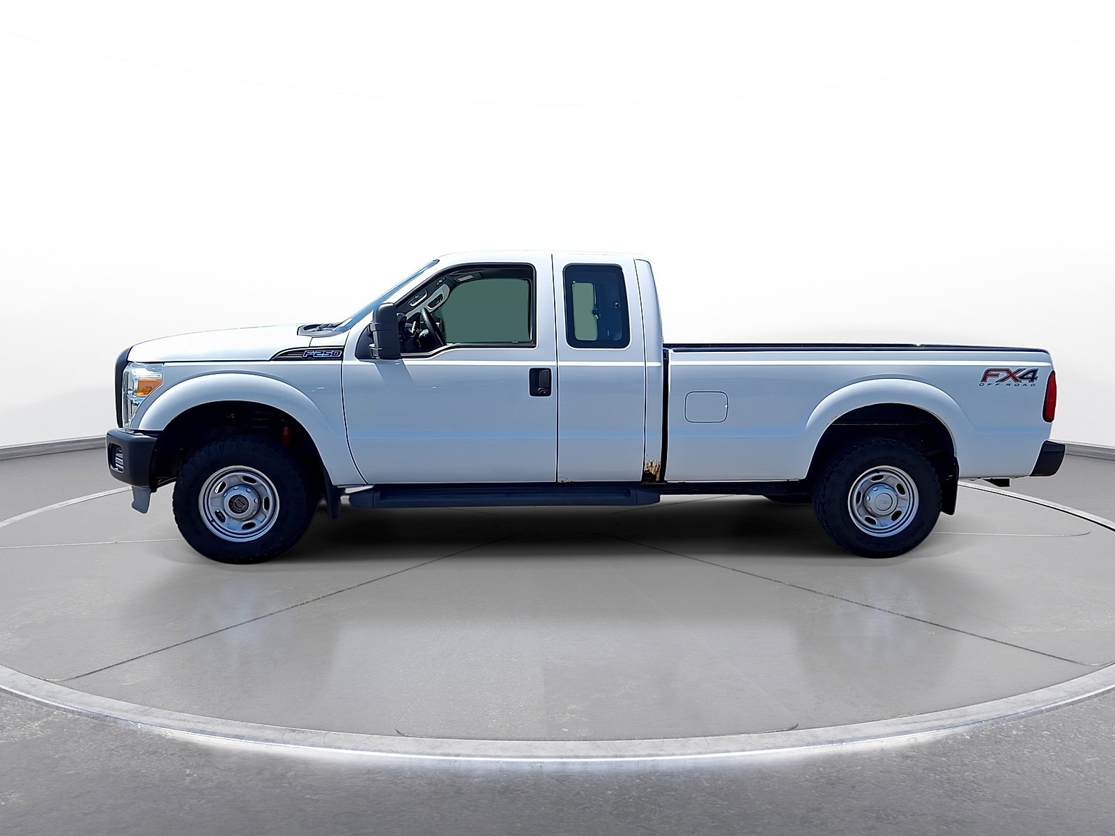 Used 2012 Ford F250 XL w/ FX4 Off Road Pkg AWD/4WD image 5