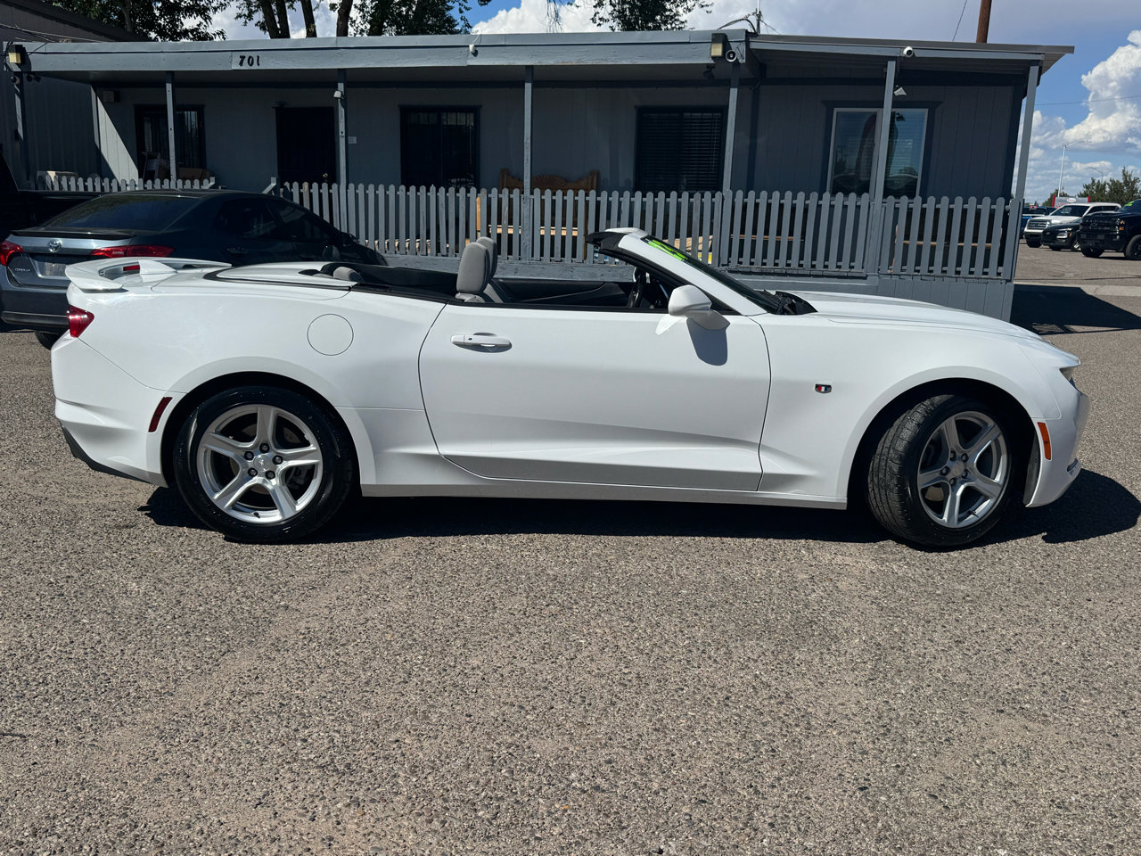 Used 2023 Chevrolet Camaro LT image 16