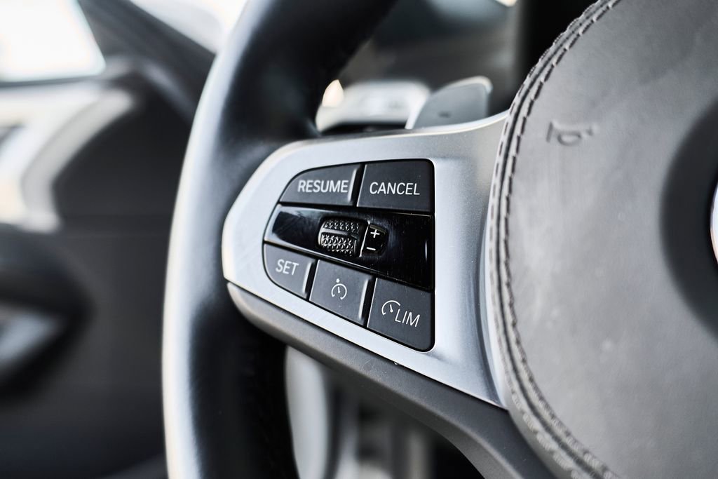 Used 2025 BMW 840i Convertible w/ Comfort Seating Package RWD image 17