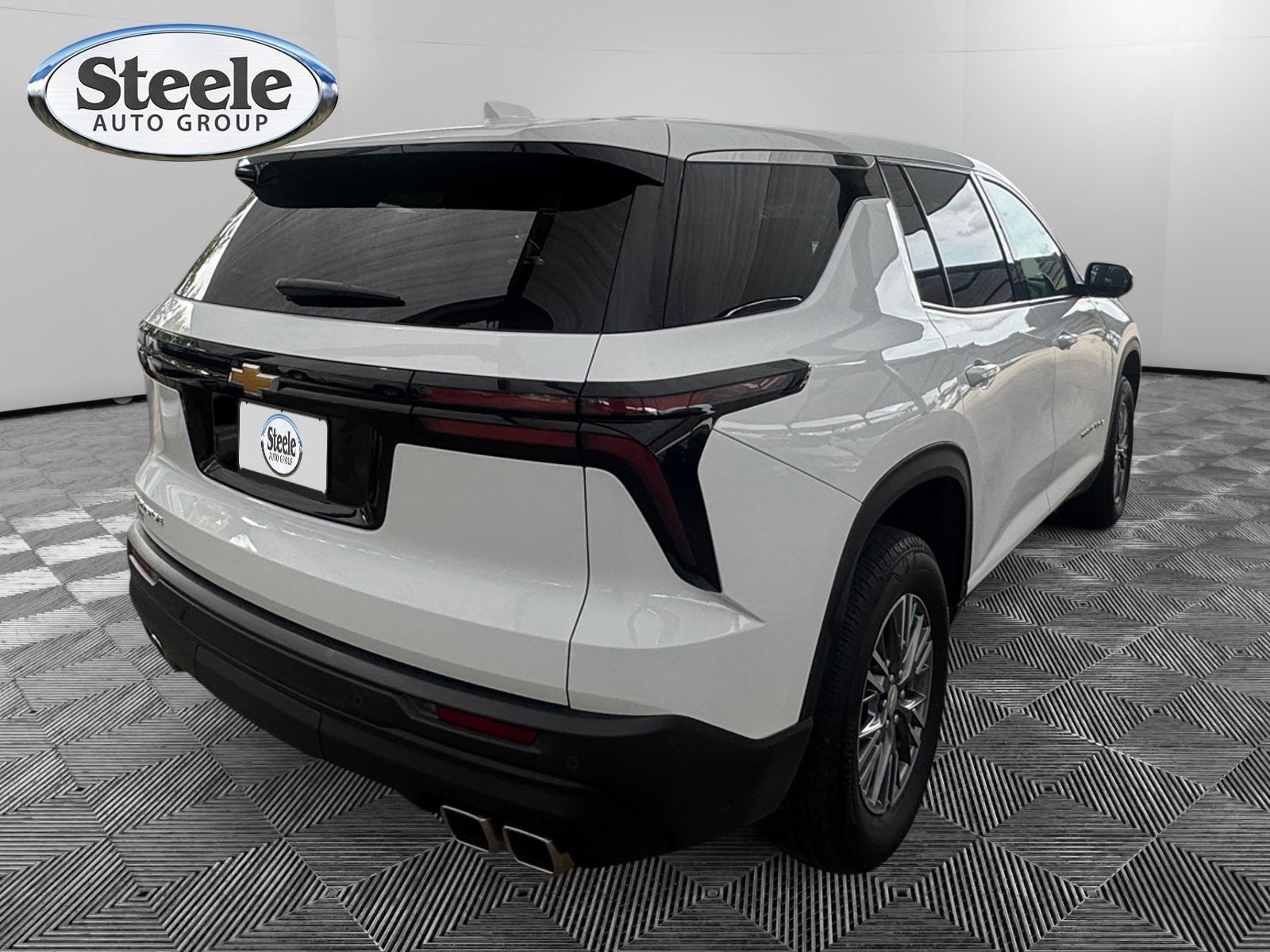 Certified 2024 Chevrolet Traverse LS FWD image 5