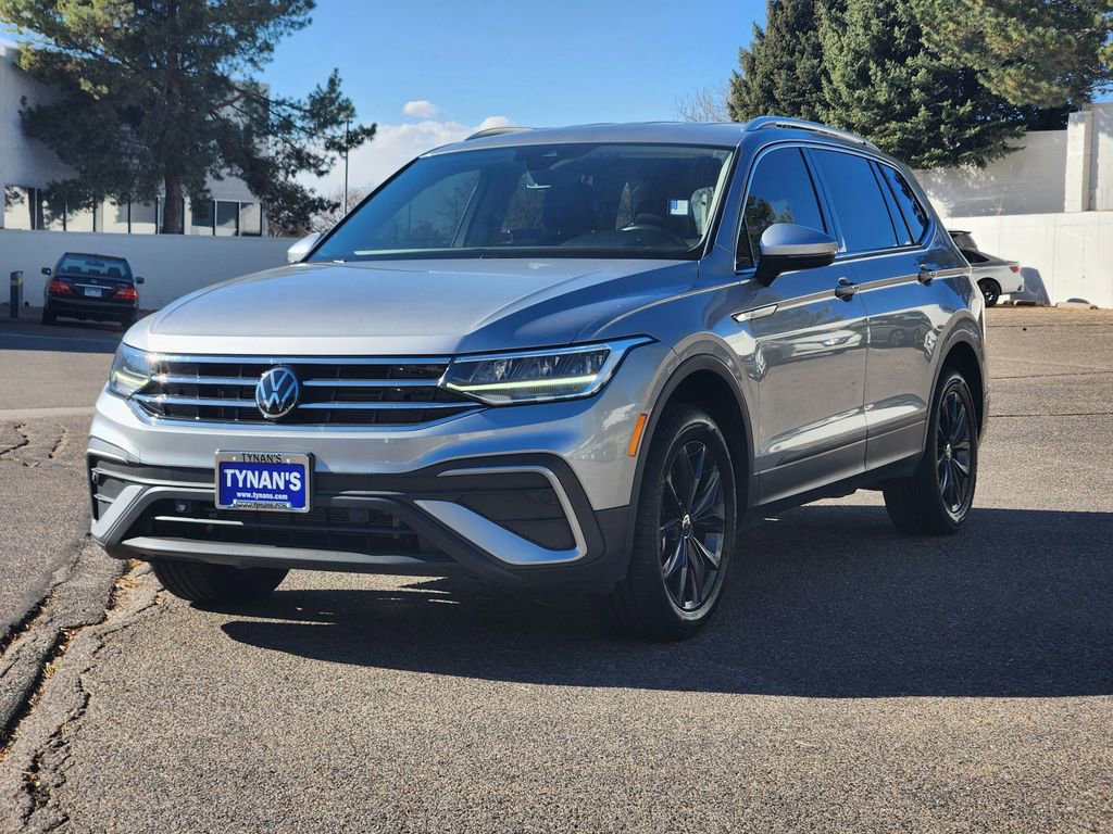Certified 2023 Volkswagen Tiguan SE image 4