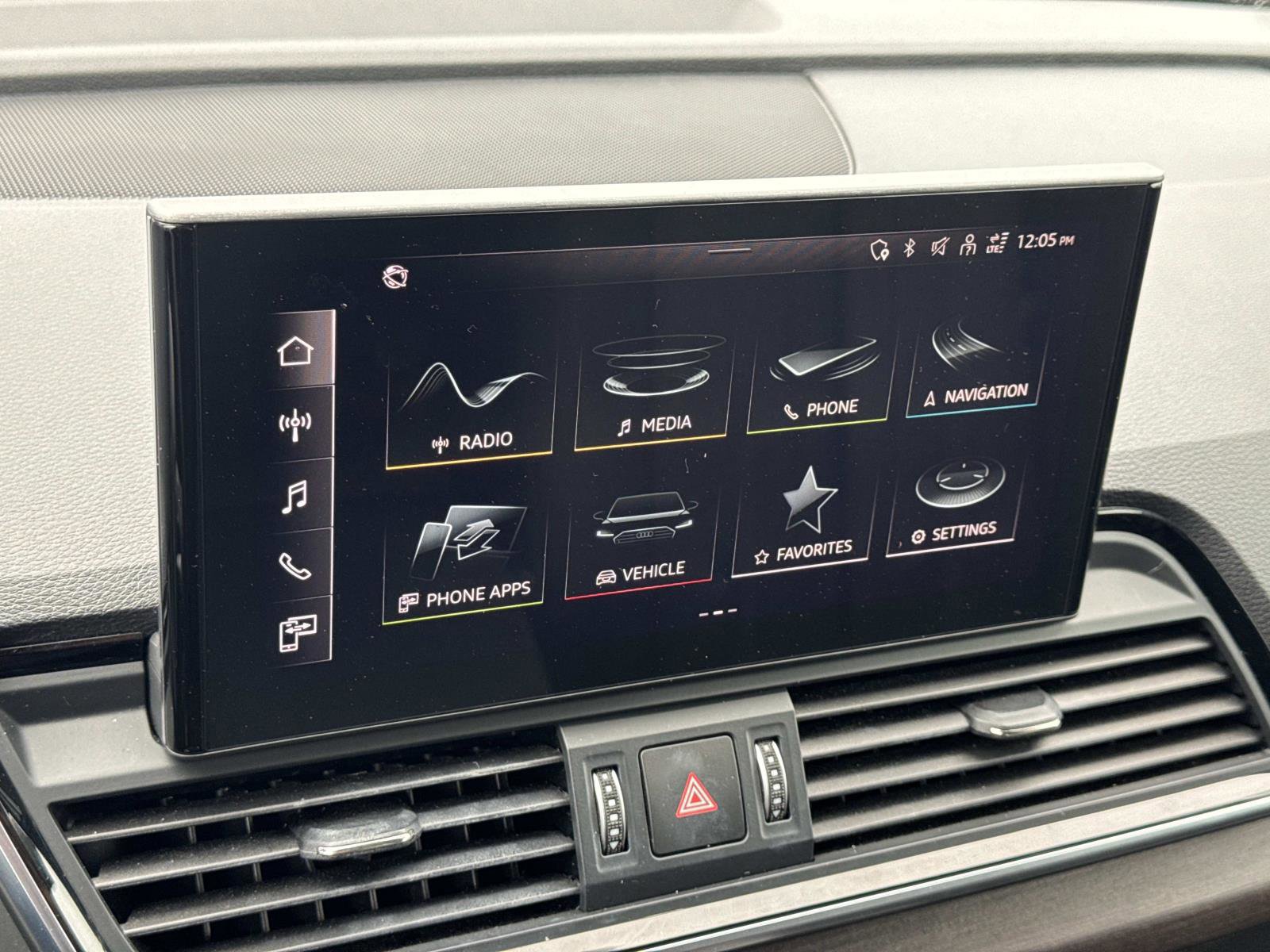 Used 2021 Audi Q5 Premium Plus w/ Premium Plus Package image 13