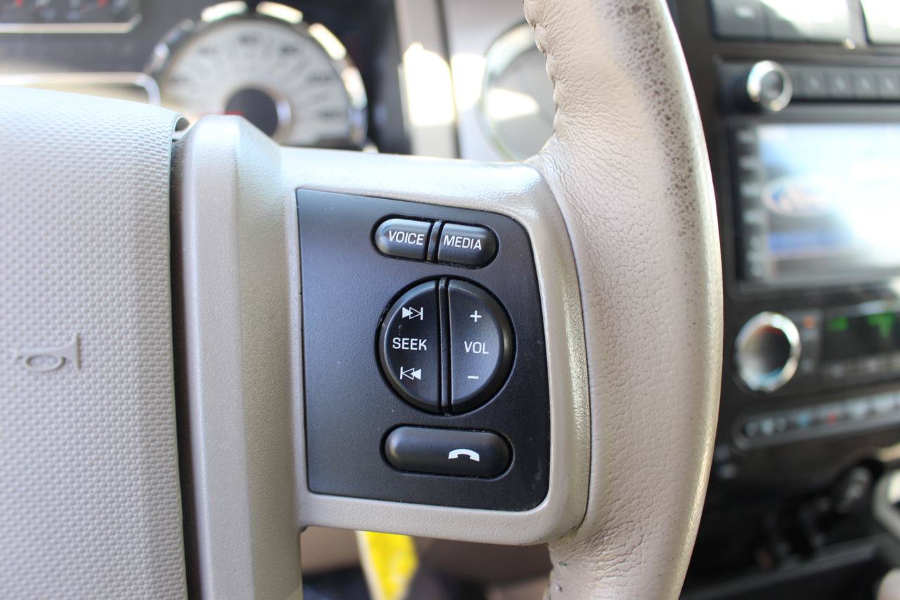 Used 2014 Ford Expedition Limited w/ Equipment Group 301A AWD/4WD image 21