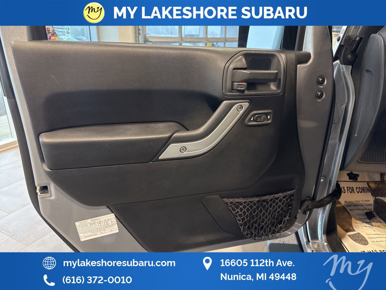 Used 2015 Jeep Wrangler Unlimited Sahara image 9