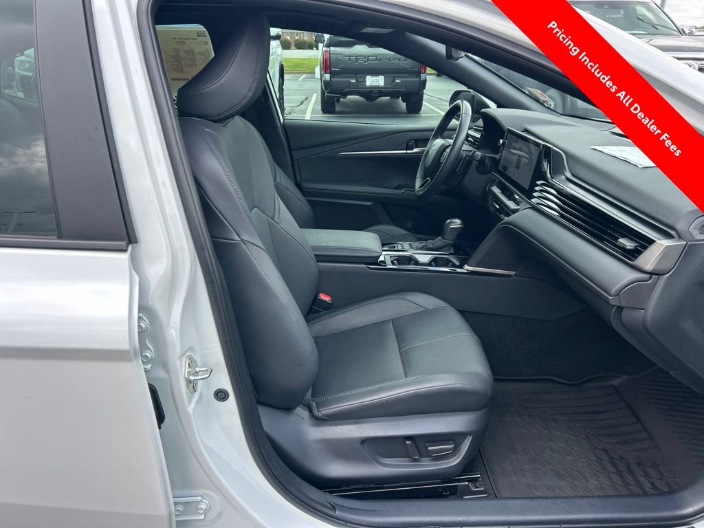 Used 2025 Toyota Camry XSE FWD image 22