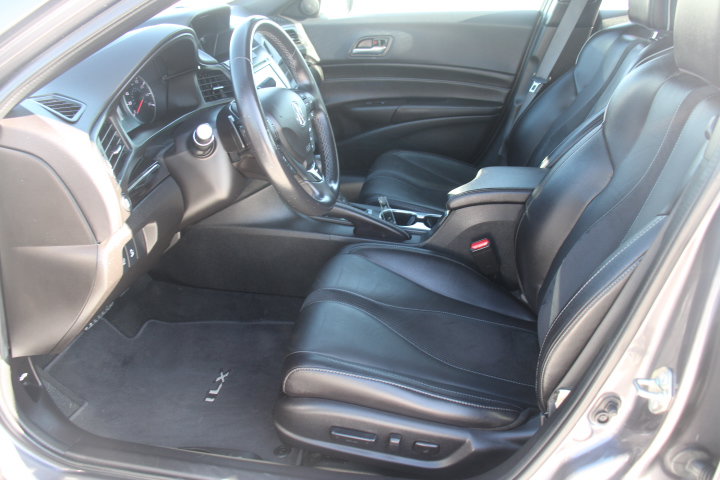 Used 2020 Acura ILX w/ Premium & A-SPEC Package FWD image 11