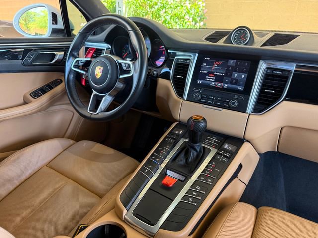 Used 2018 Porsche Macan S AWD/4WD image 32