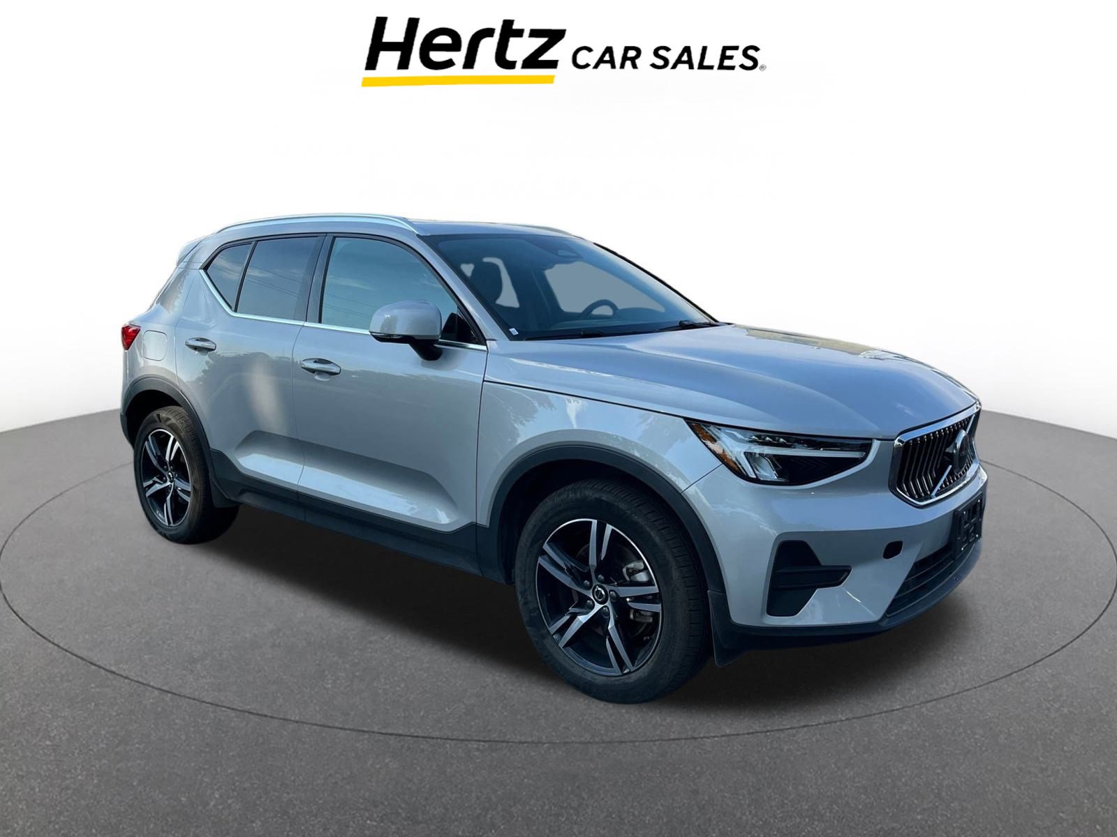 Used 2024 Volvo XC40 B5 Core
