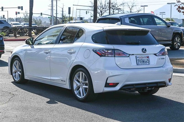 Used 2017 Lexus CT 200h w/ Navigation System Package image 7
