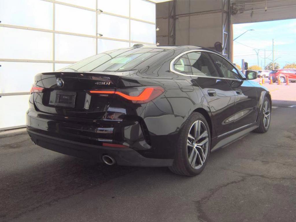 Used 2025 BMW 430i xDrive w/ Premium Package image 2