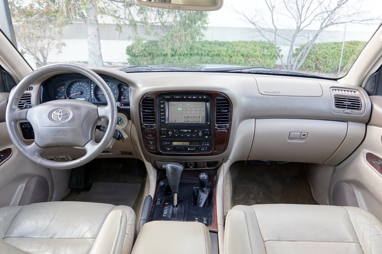 Used 2002 Toyota Land Cruiser AWD/4WD image 80