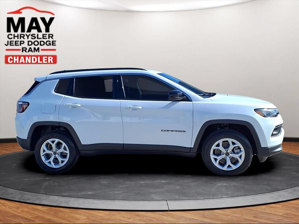 New 2026 Jeep Compass Latitude AWD/4WD image 16