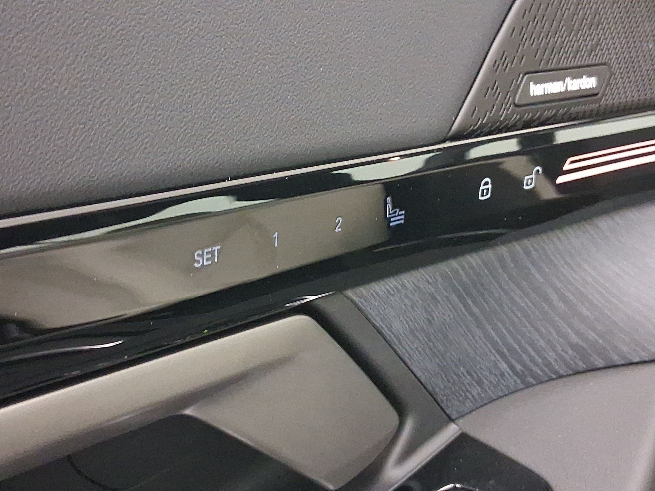 New 2026 BMW 530i RWD image 15