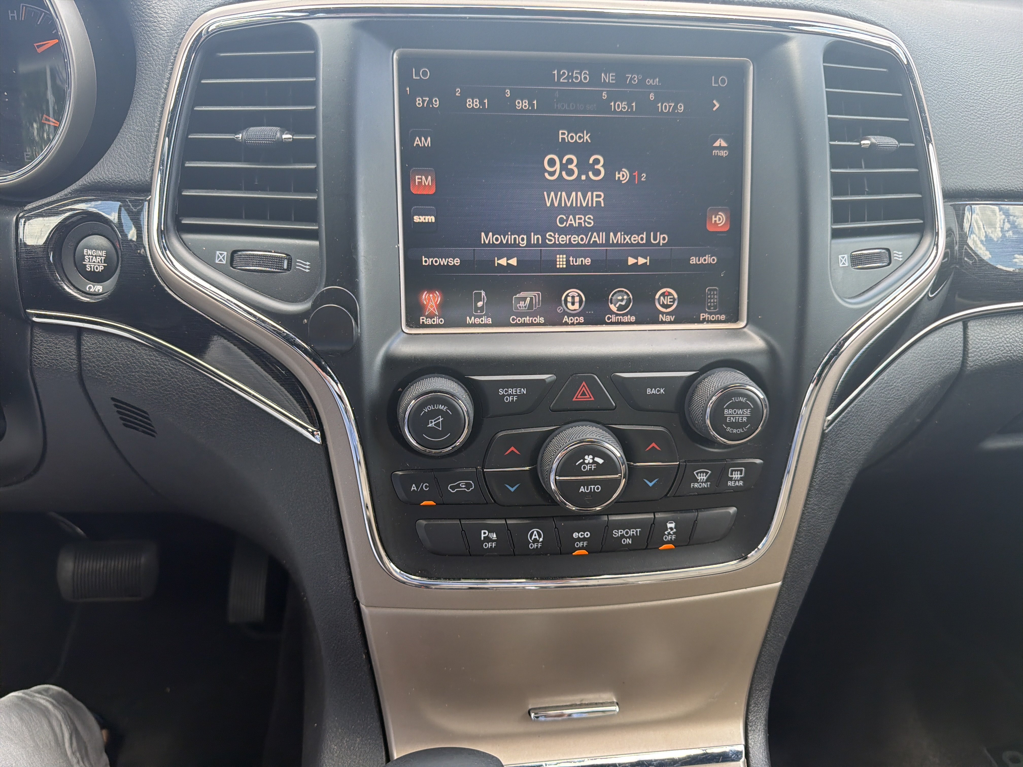 Used 2016 Jeep Grand Cherokee Limited 75th Anniversary AWD/4WD image 20
