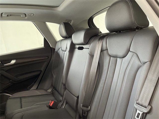 Used 2025 Audi Q5 2.0T Premium Plus image 17