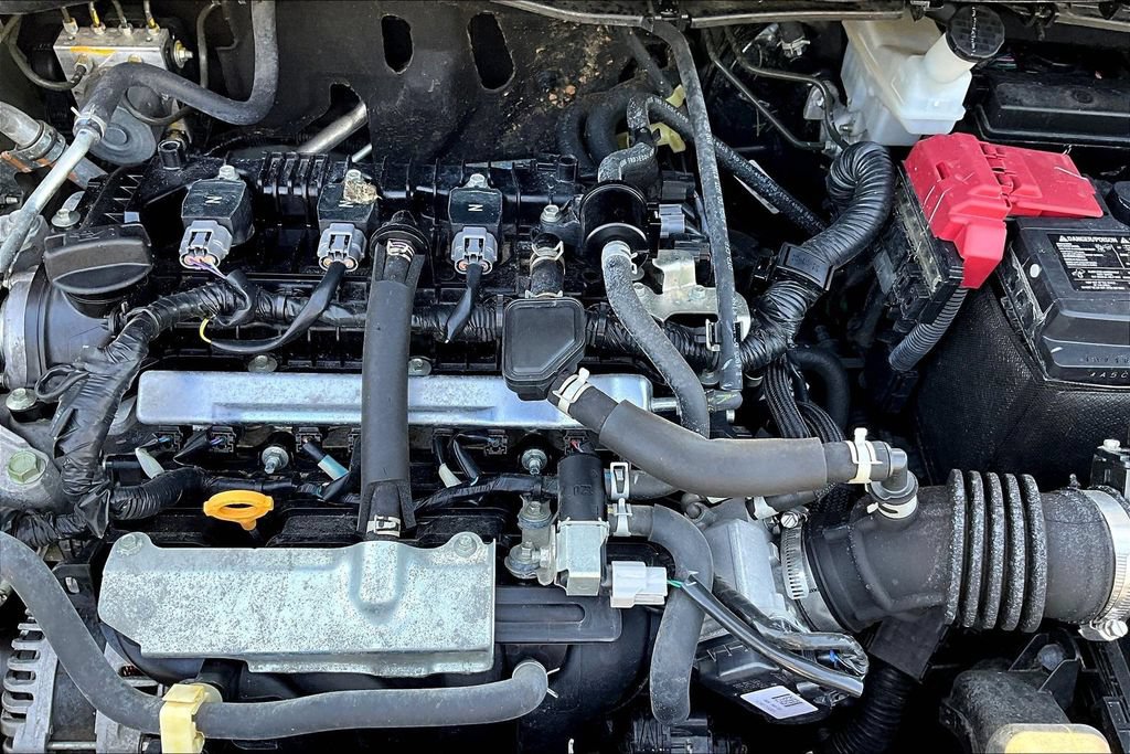 Used 2025 Nissan Versa SV FWD image 28