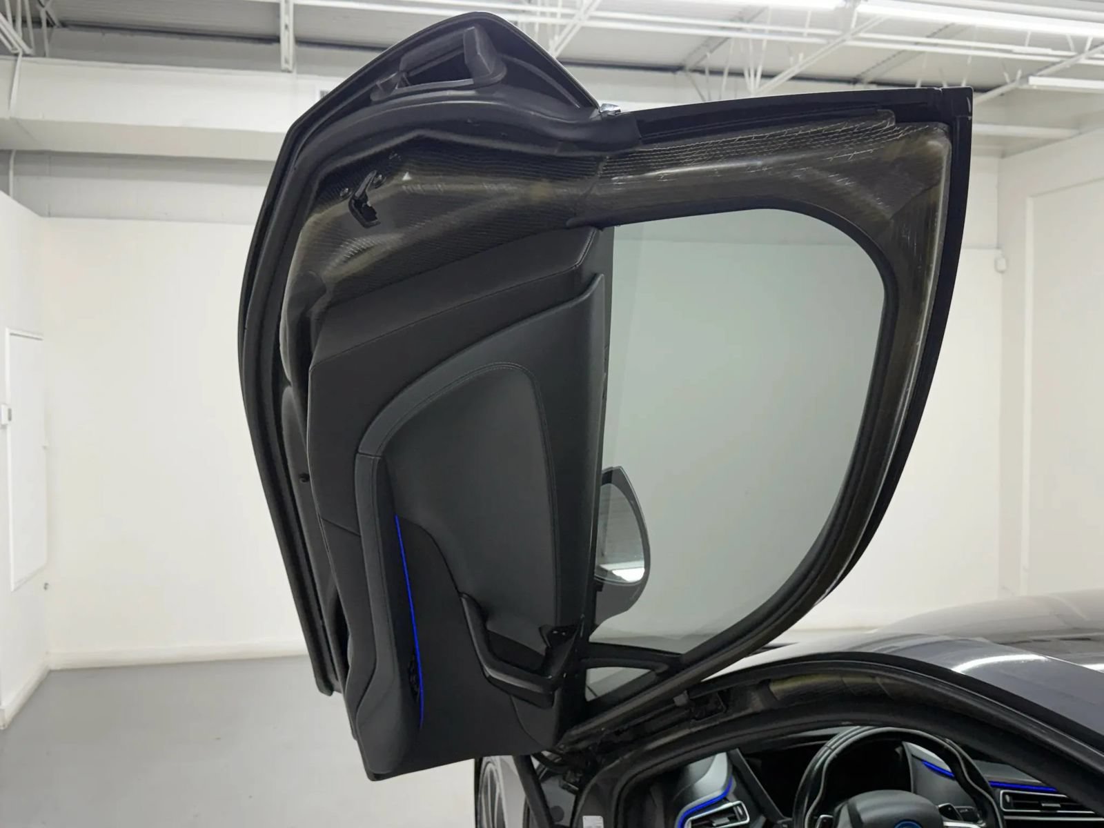 Used 2016 BMW i8 AWD/4WD image 15
