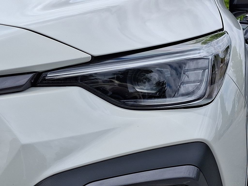 Used 2024 Subaru Crosstrek 2.5i Limited w/ Crosstrek Mirror Package AWD/4WD image 11