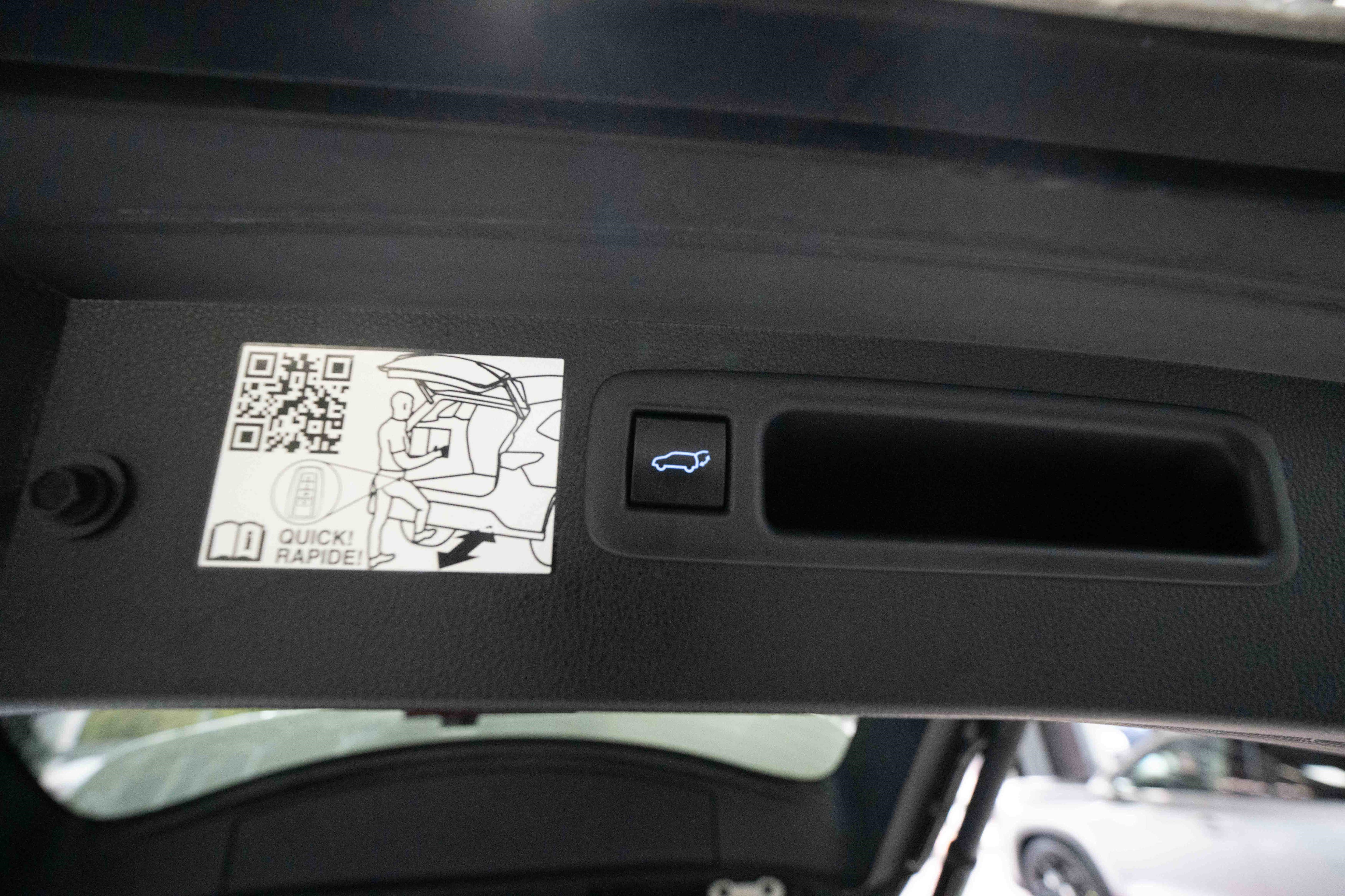 Used 2021 Toyota Highlander Limited image 29