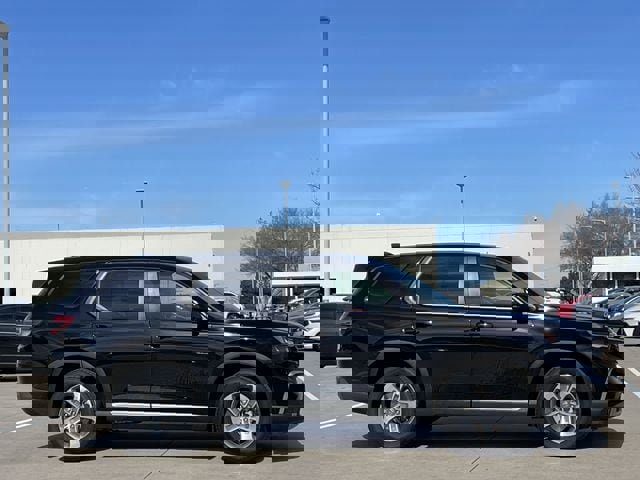 New 2025 Honda Pilot EX-L image 3