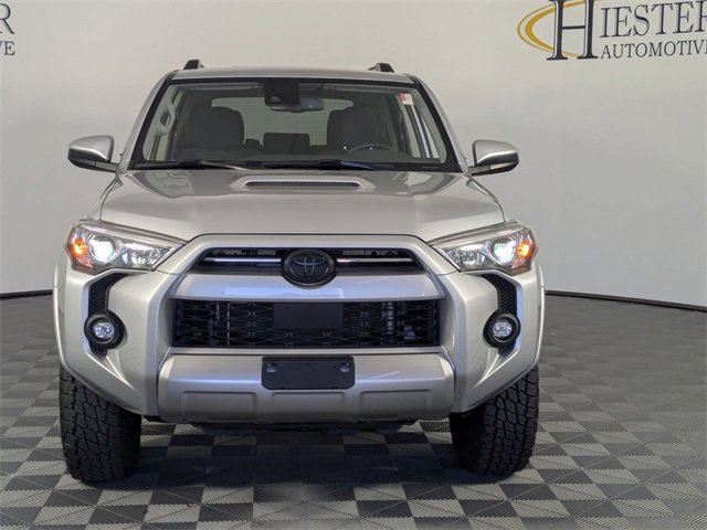 Used 2024 Toyota 4Runner TRD Off-Road image 3