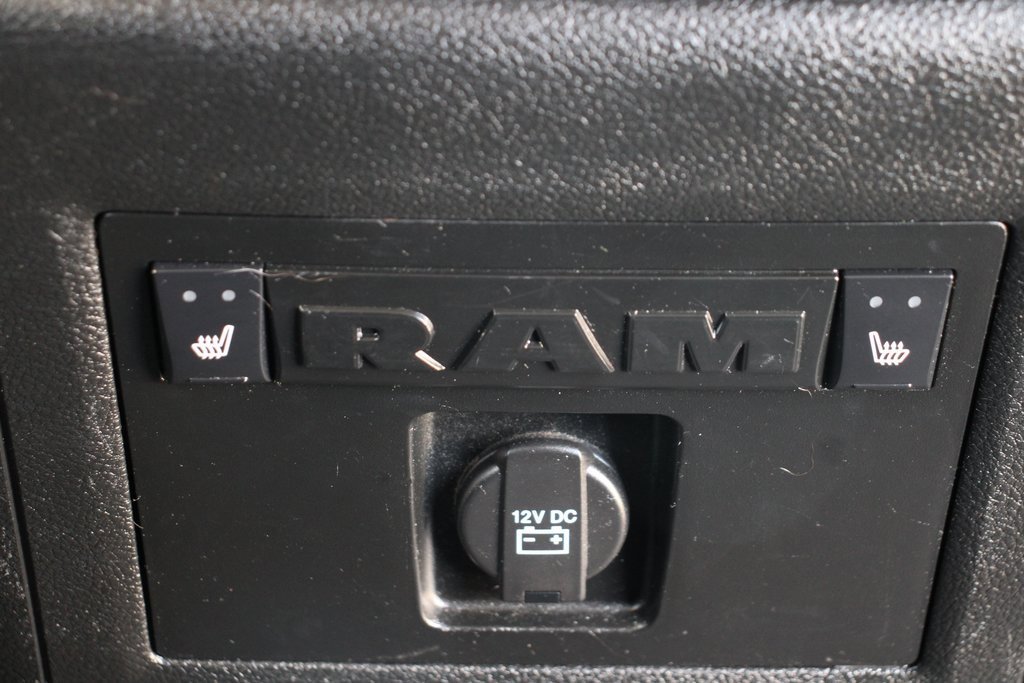 Used 2018 RAM 3500 Laramie image 38