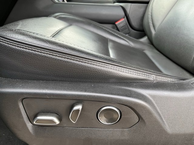 Used 2024 GMC Yukon Denali image 13