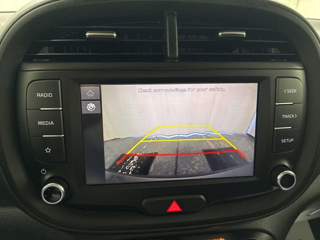 Used 2024 Kia Soul LX w/ Option Group 015 image 17