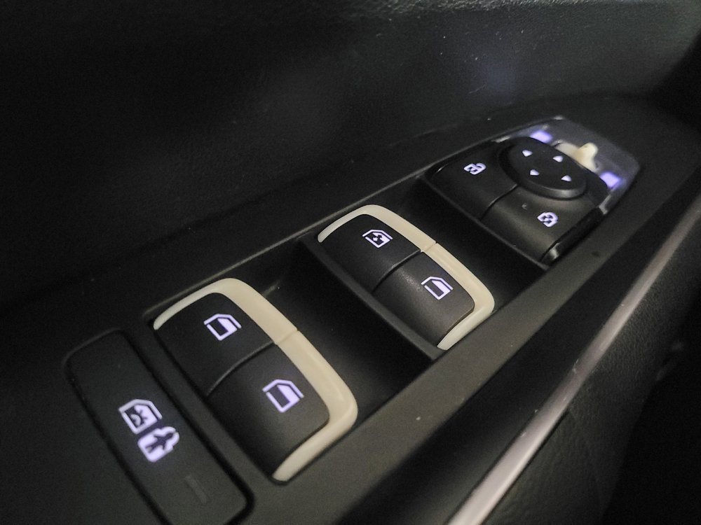Used 2021 Kia Sorento S w/ Panoramic Sunroof Package FWD image 27