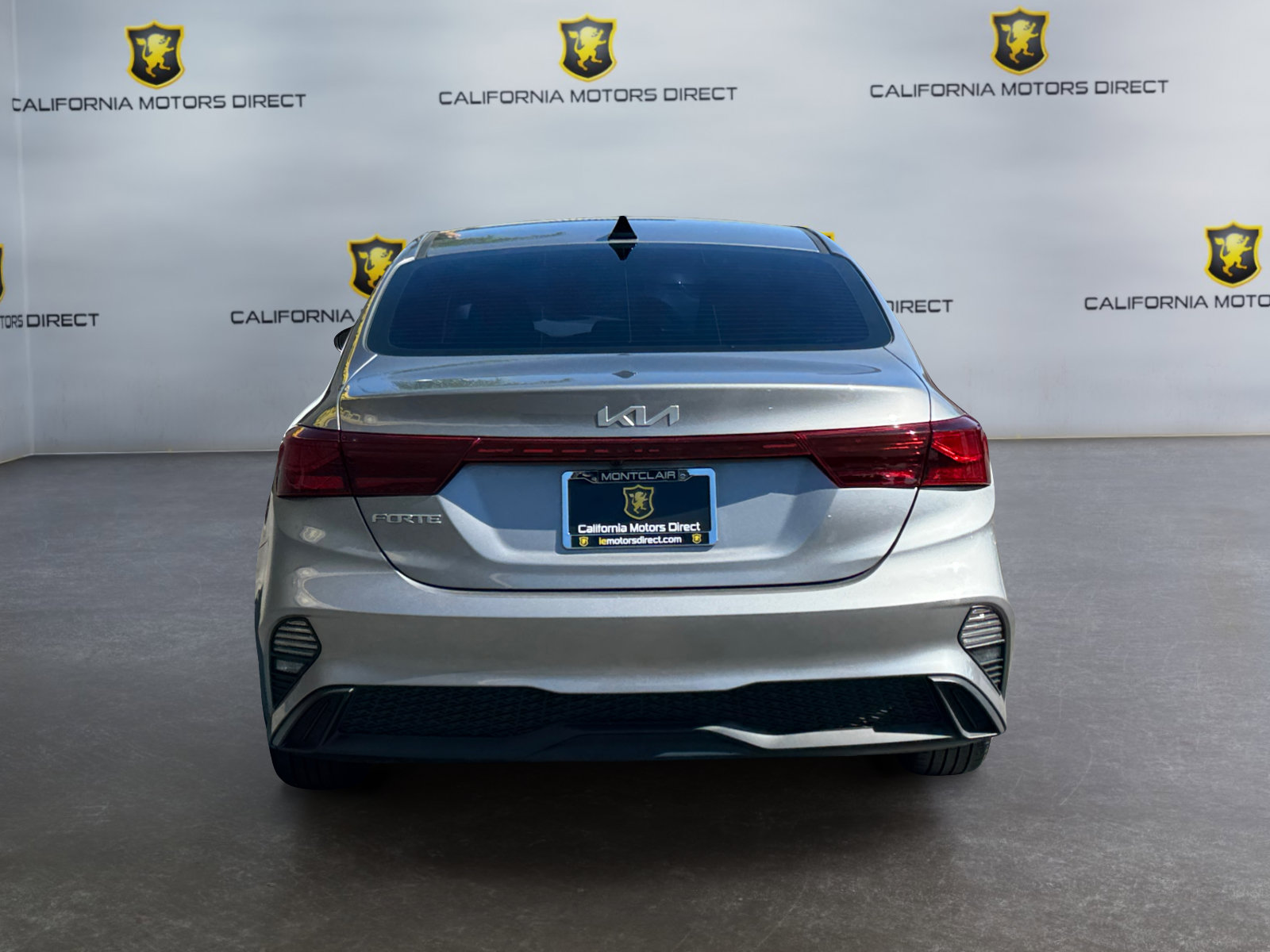 Used 2023 Kia Forte LXS FWD image 4