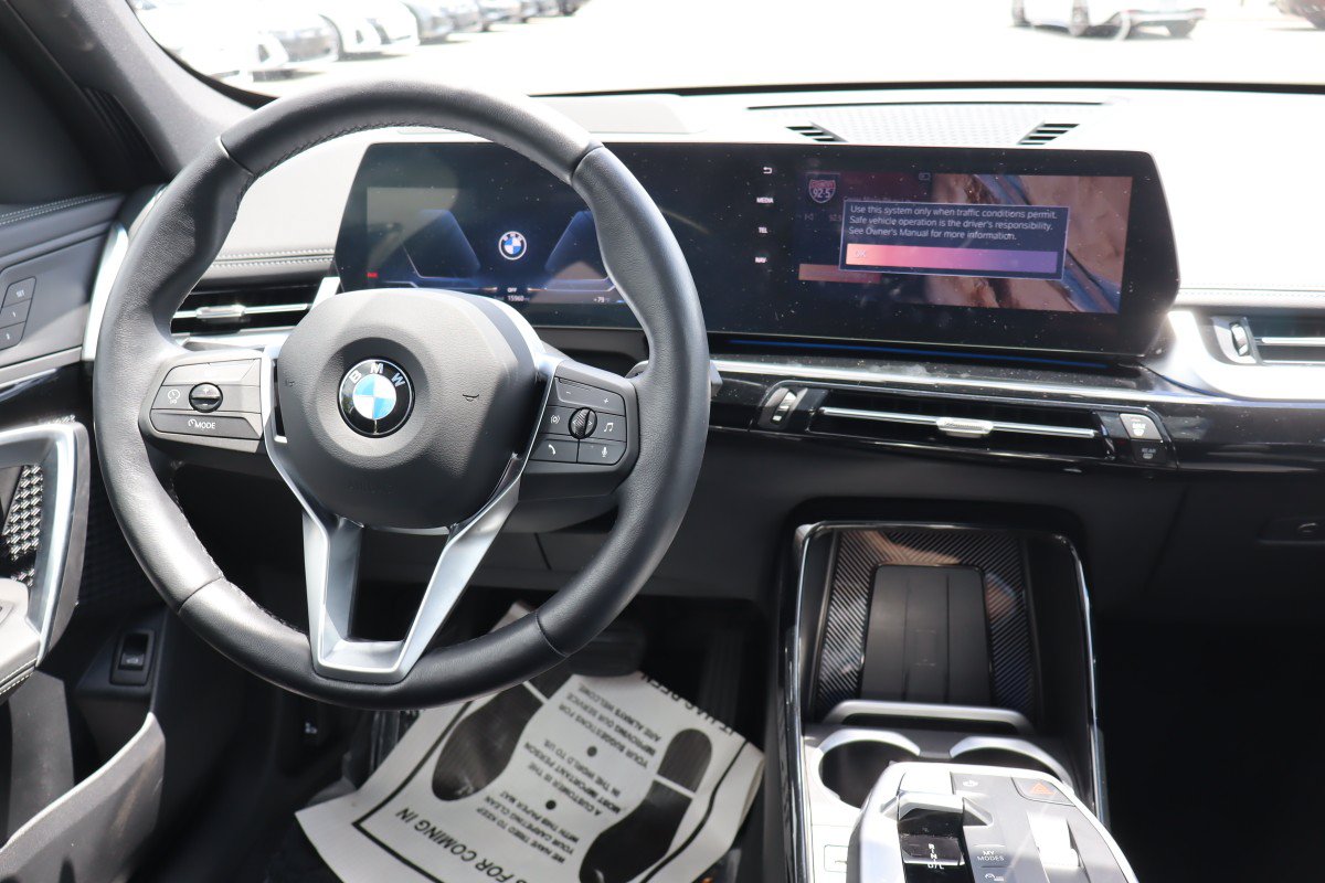 Used 2026 BMW X1 xDrive28i AWD/4WD image 12