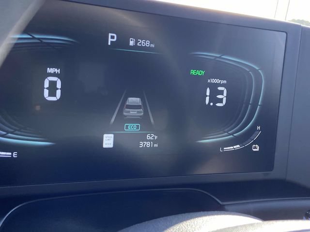 New 2025 Kia Niro LX FWD image 16