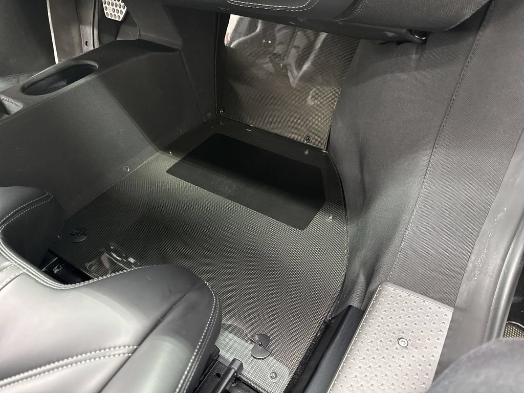Certified 2015 Ferrari 458 Speciale Coupe RWD image 31