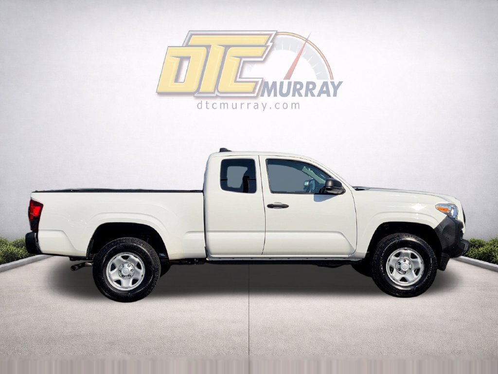 Used 2022 Toyota Tacoma SR RWD image 4
