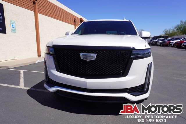Used 2021 Cadillac Escalade Sport Platinum w/ LPO, ONYX Package image 40