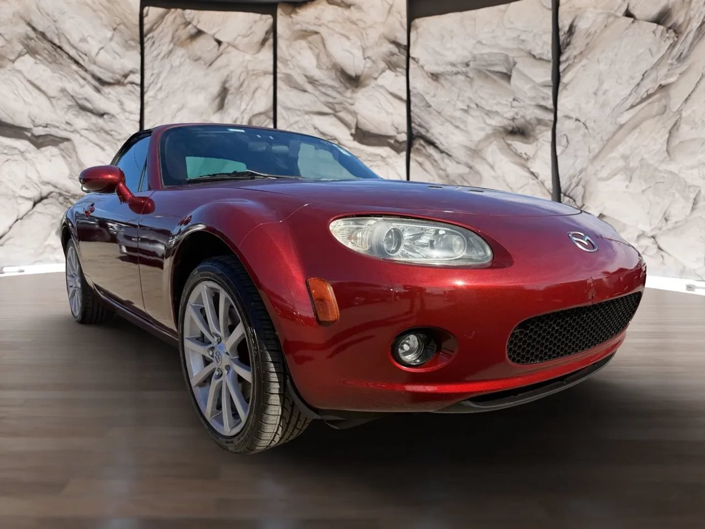 Used 2006 MAZDA MX-5 Miata Grand Touring RWD image 3