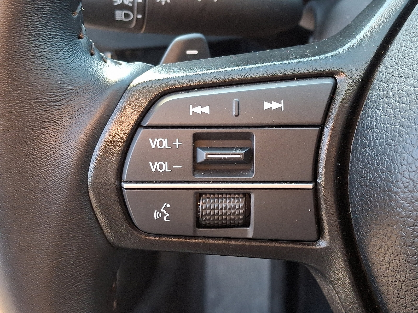 Used 2025 Honda Accord EX-L image 23