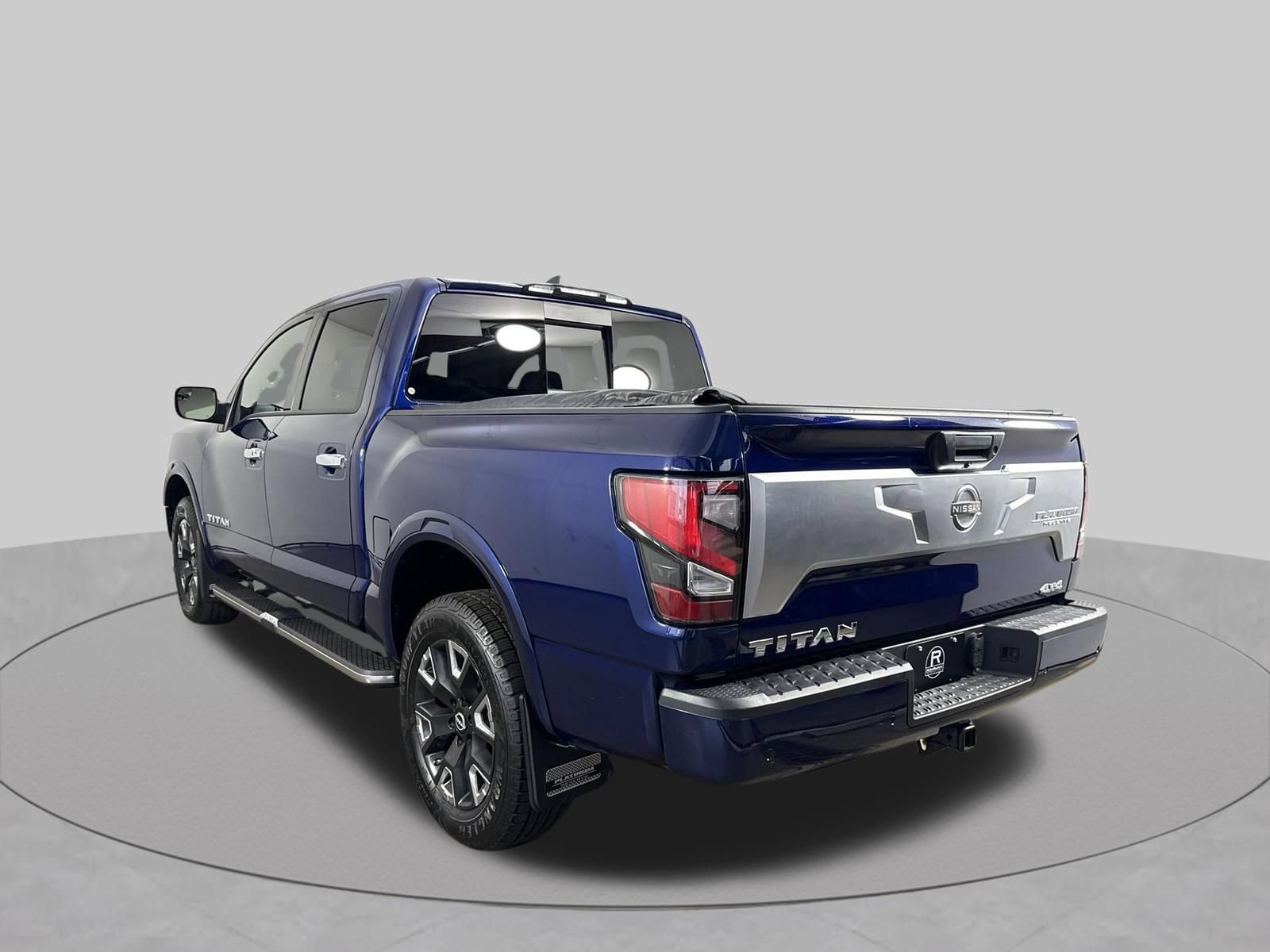Used 2023 Nissan Titan Platinum Reserve w/ Off Road Protection Package AWD/4WD image 31