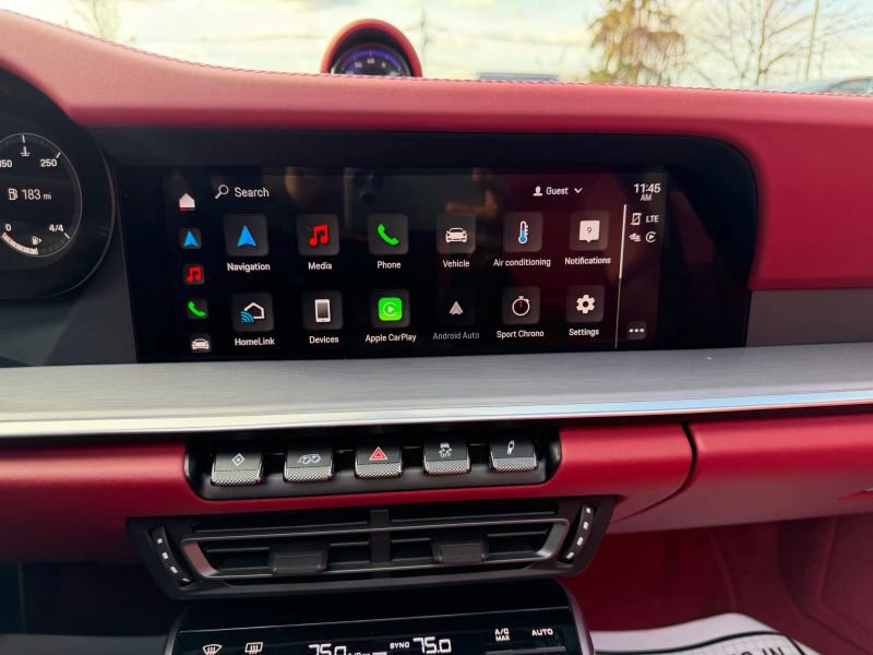 Used 2022 Porsche 911 Targa 4S w/ Premium Package image 29