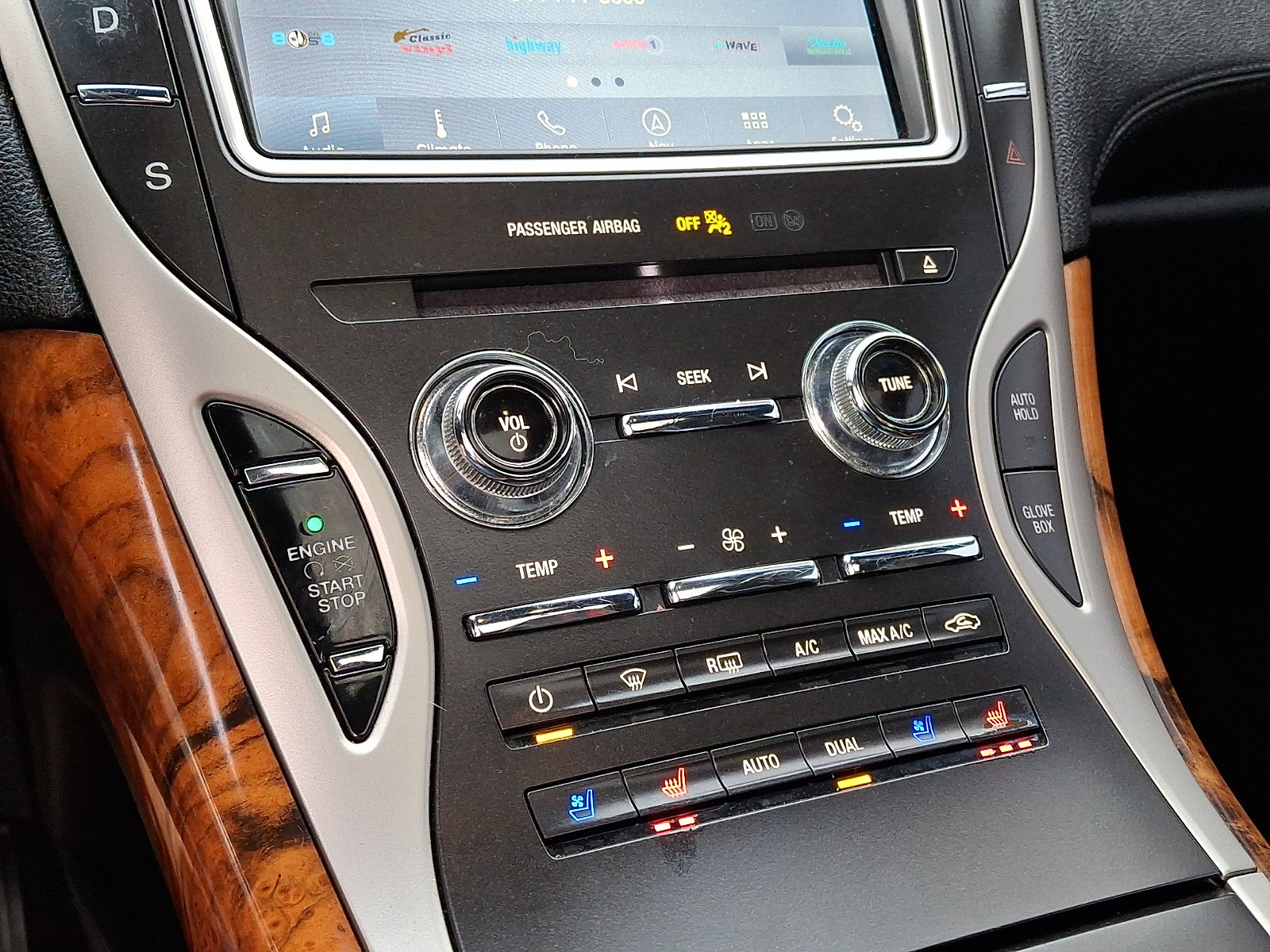 Used 2020 Lincoln Nautilus Reserve image 18